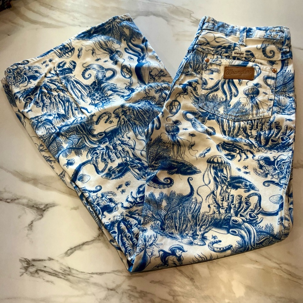 Wrangler Blue and White Patterned Jeans